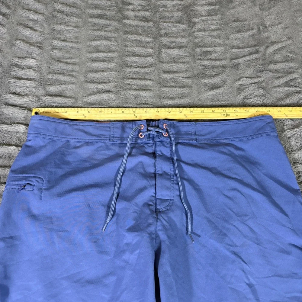 Vineyard Vines Mens Blue Chappy Board Shorts Swim Trunks Size 40 AR804